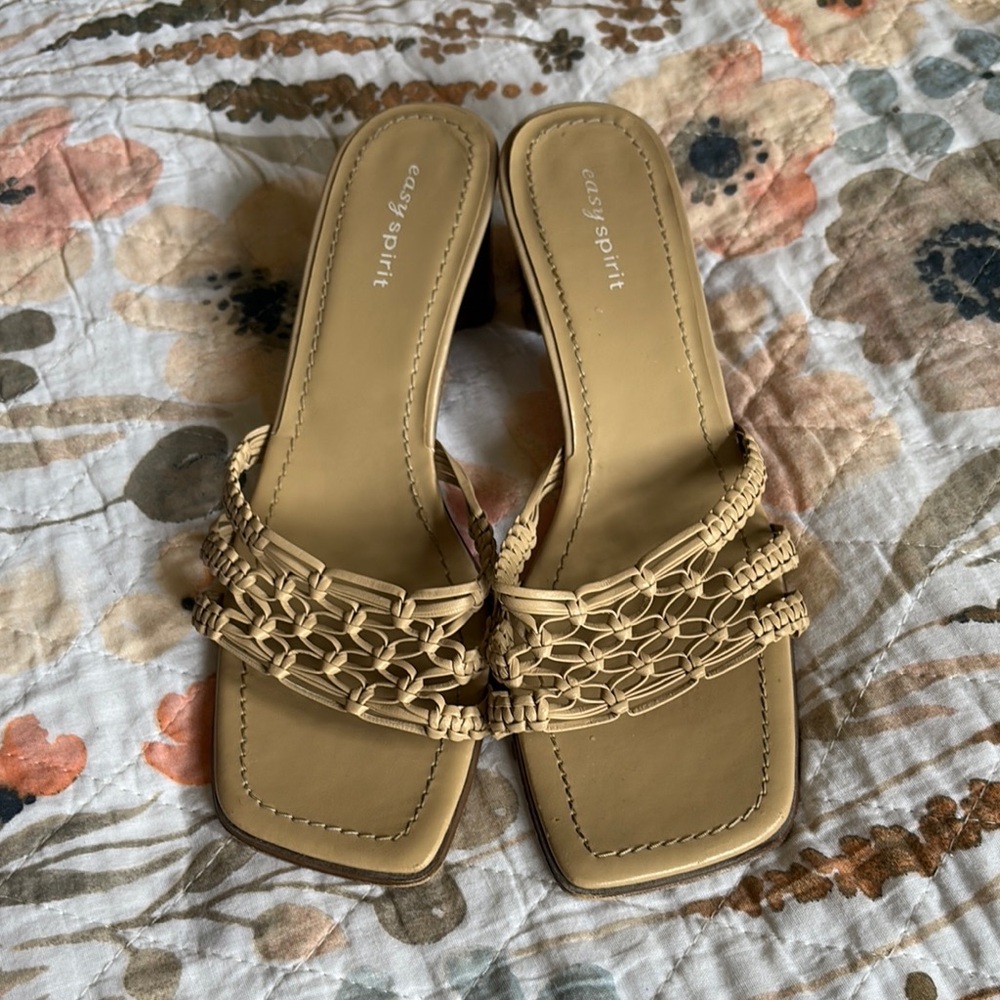 Easy Spirit Tan Woven Sandals with Flat Sole